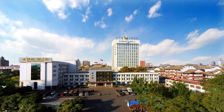 济宁市第二人民医院是好的,同时已经帮助很多人都成功整形,也创伤外科